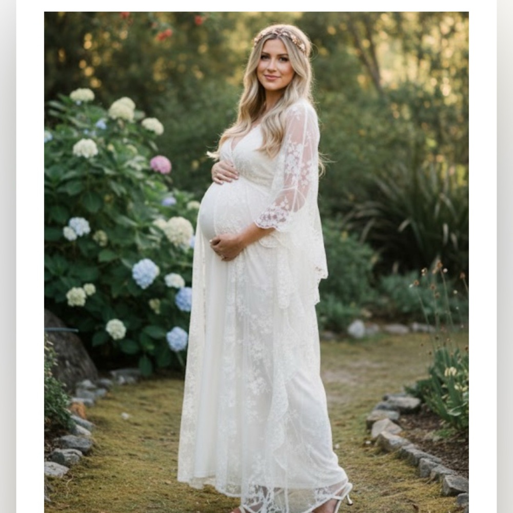 Windsor White Lace Bridal Robe